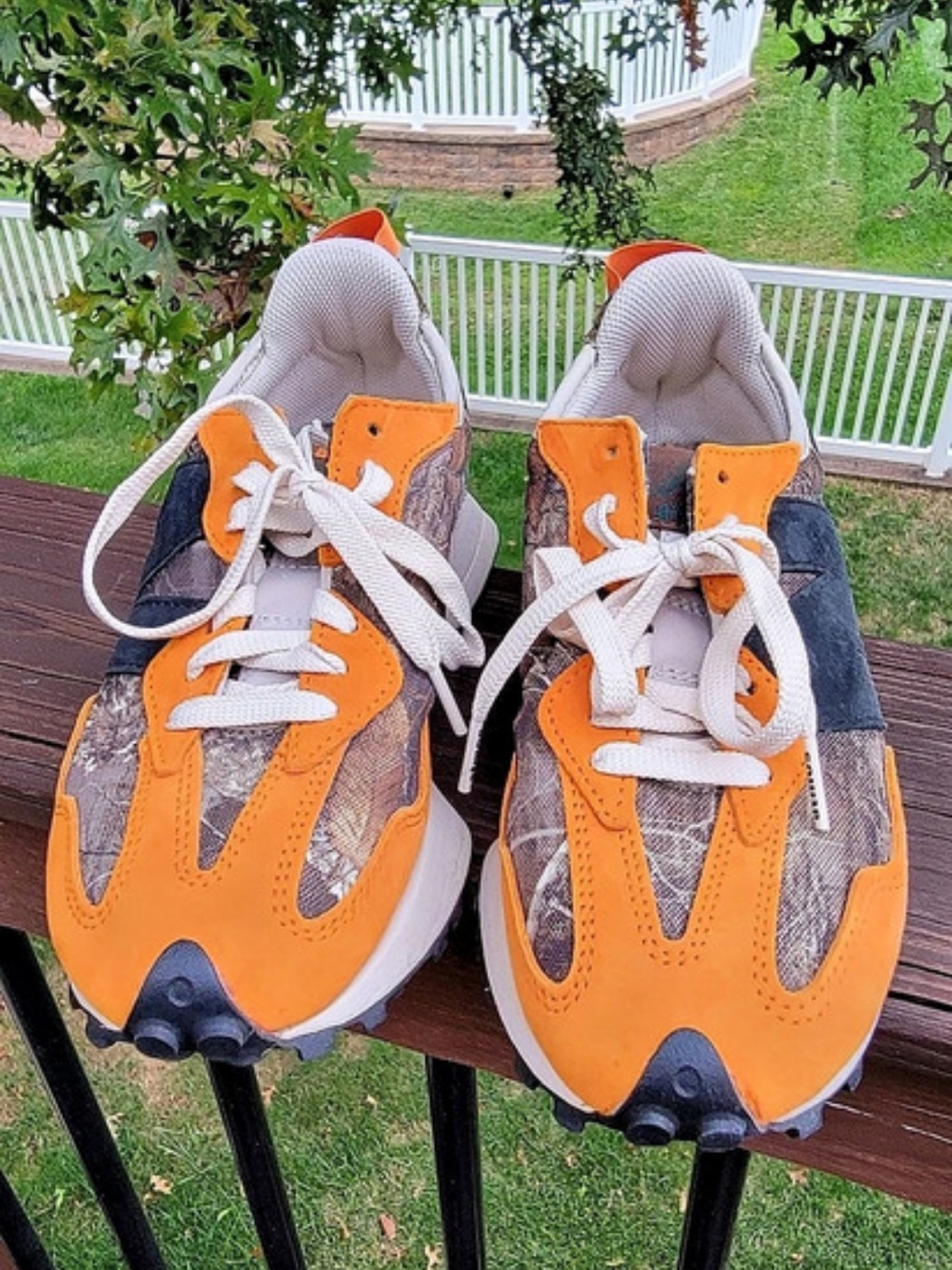 New Balance The Intelligent Choice 327 Orange & Brown Sneakers US 5.5